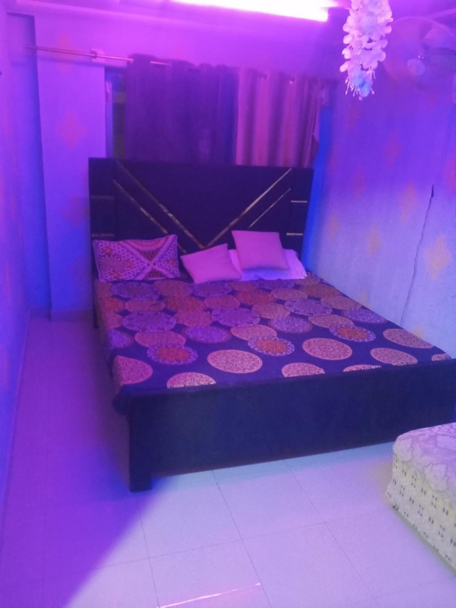 Aj Room Service Civic Center Rawalpindi Exteriör bild